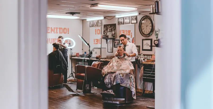 Automatizace recenzí v barbershopu: Neitbild